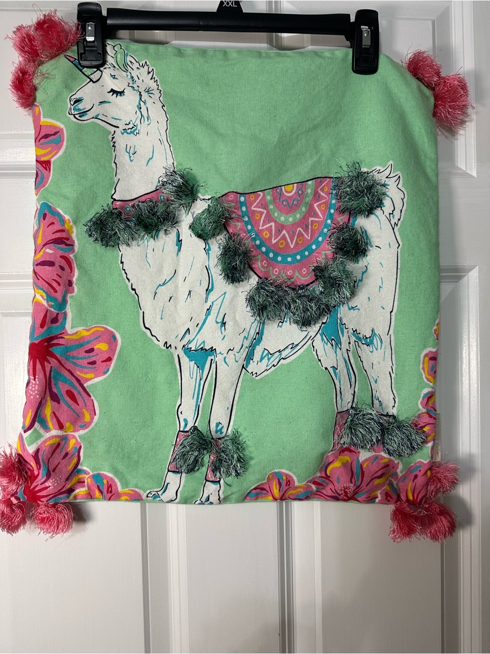 Green Llama Tassel Decorative Pillow Cover